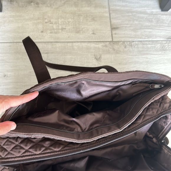 Vera Bradley Weekender - Picture 6 of 8